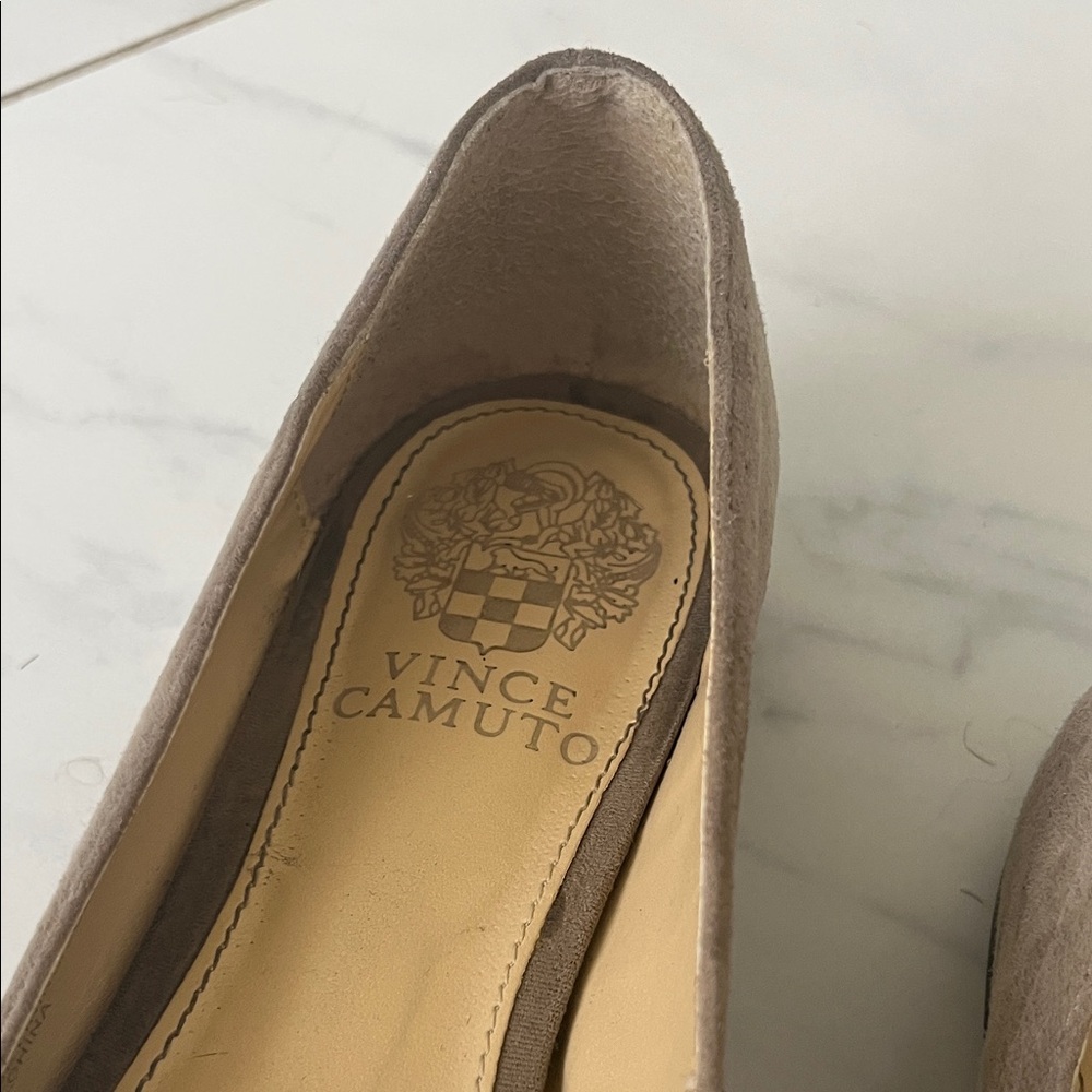 Vince Camuto Brown Tassel Loafers - Picture 4 of 8